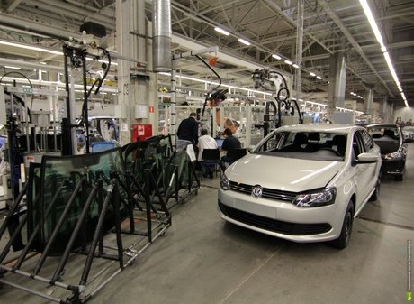На заводе Volkswagen в Калуге выпустили  внедорожники с бракованными двигателями