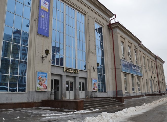 Рязанский полицейский получил условный срок за избиение юноши на вокзале