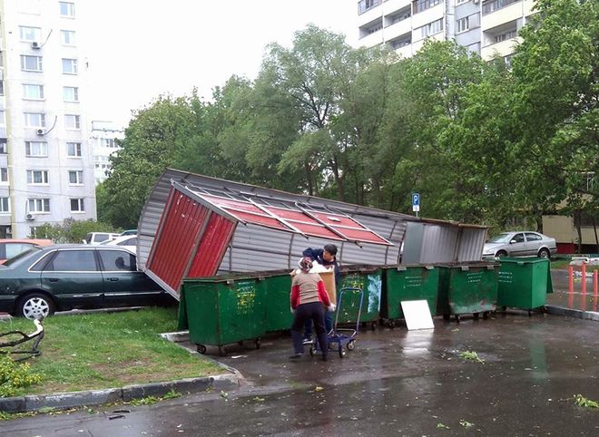 Число жертв урагана в Москве возросло до 14 человек
