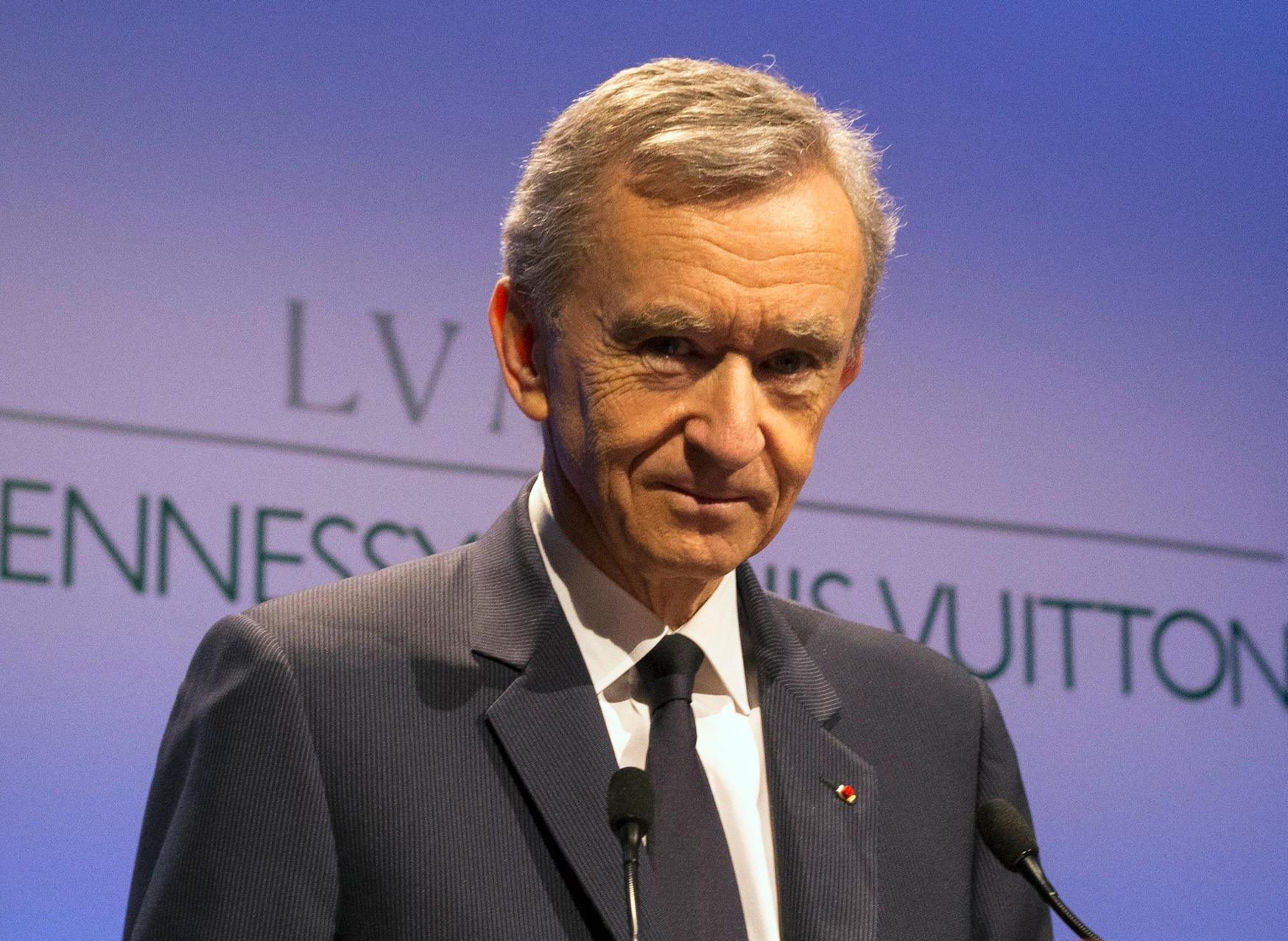 Глава Louis Vuitton признан самым богатым человеком мира