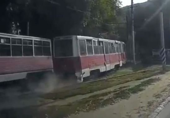 Трамвай протащил саратовца несколько сотен метров (видео)