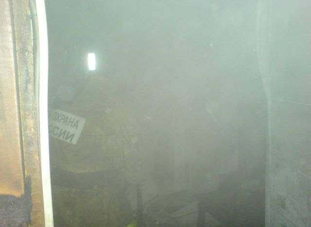На пожаре в многоэтажке в центре Рязани пострадал человек