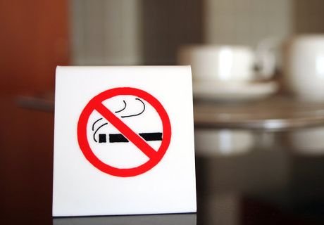 В РФ могут ужесточить правила продажи сигарет