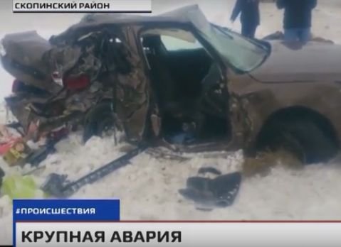 Рязанский телеканал показал кадры оперативной съемки с места трагического ДТП на трассе М6