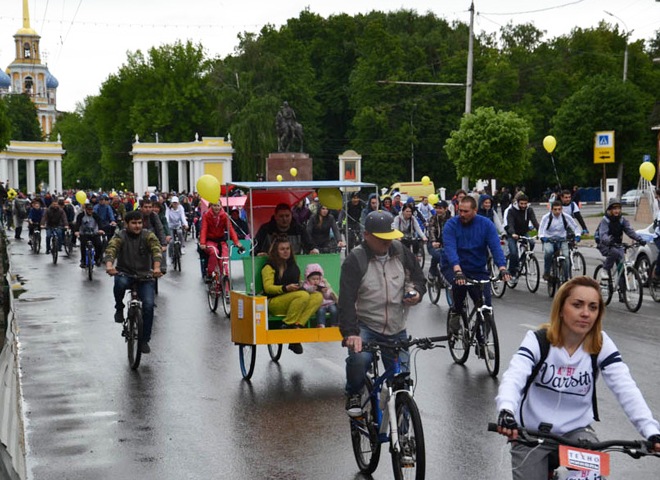 Более тысячи рязанцев приняли участие в «Велопараде-2017»