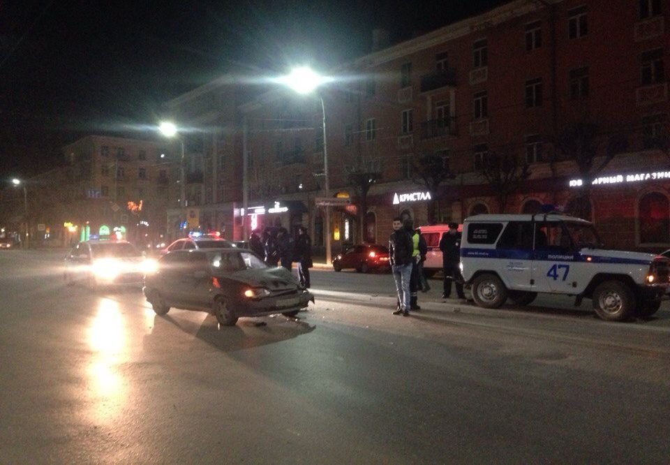 В центре Рязани в ДТП попал полицейский УАЗ