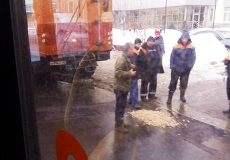 На улице Ленина в Рязани начал проваливаться асфальт