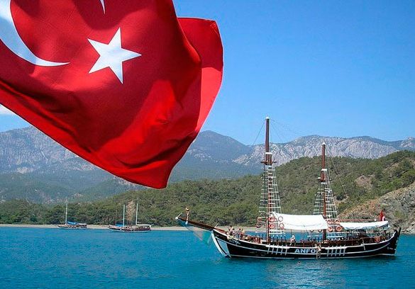 Турция ужесточила правила въезда для российских туристов
