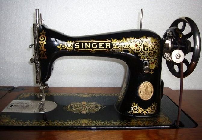 Рязанец украл у москвича швейную машинку XIX века