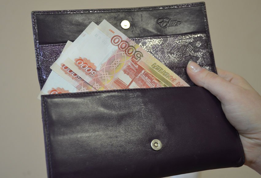 Минтруда: доходы россиян восстановятся к 2018 году
