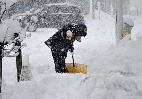 Девять человек погибли в результате снегопадов в Японии