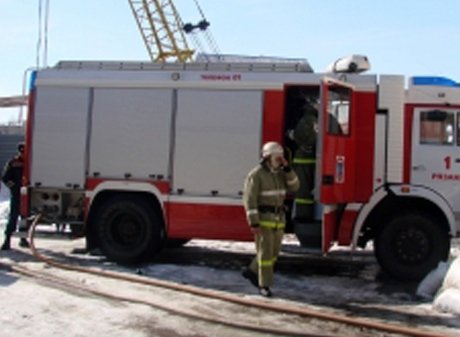 На  Станкозаводской в Рязани загорелись кабели в технологическом колодце
