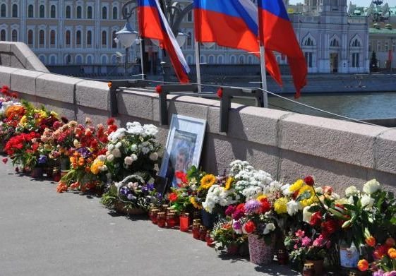 Следствие по делу Немцова продлили до 28 ноября