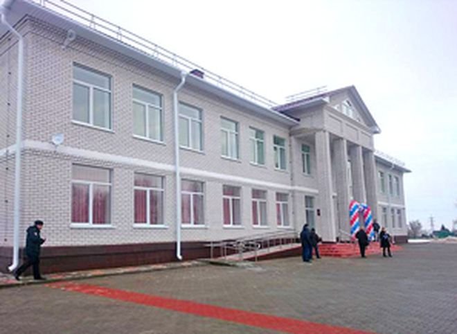 Любимов открыл новую школу в Пронском районе