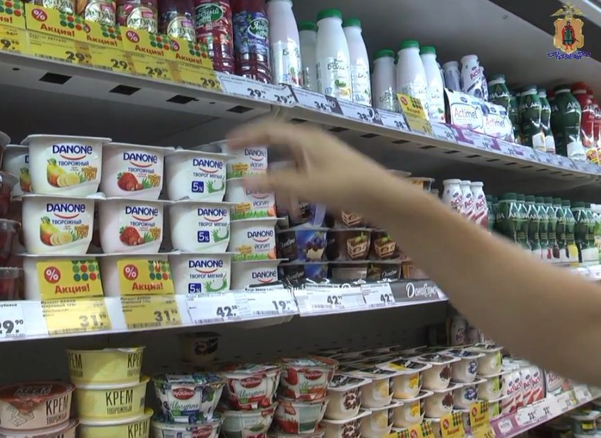 Полиция пресекла продажу просроченного товара в рязанской «Пятерочке» (видео)