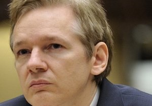 У основателя WikiLeaks начались проблемы со здоровьем