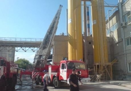 Пожар на рязанском заводе «Технофлекс» тушили 30 человек