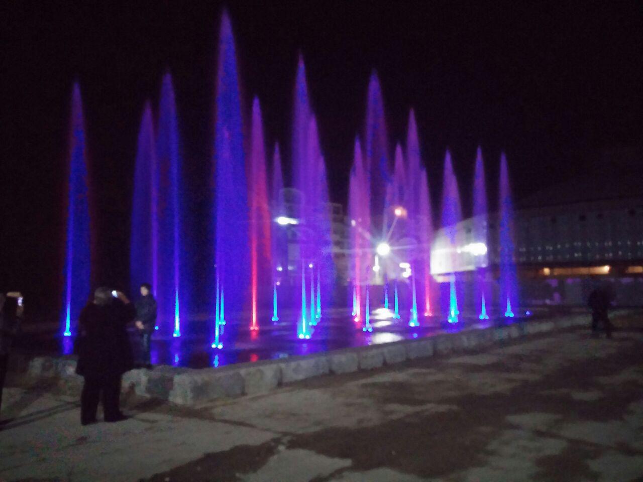 В Рязани запустили фонтан у цирка (видео)