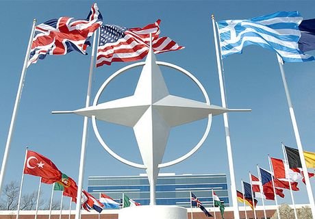 Экстренное совещание созовет НАТО в связи с крушением Су-24