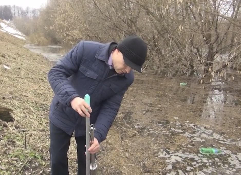 Рязанский телеканал рассказал, как измеряют уровень воды в Оке