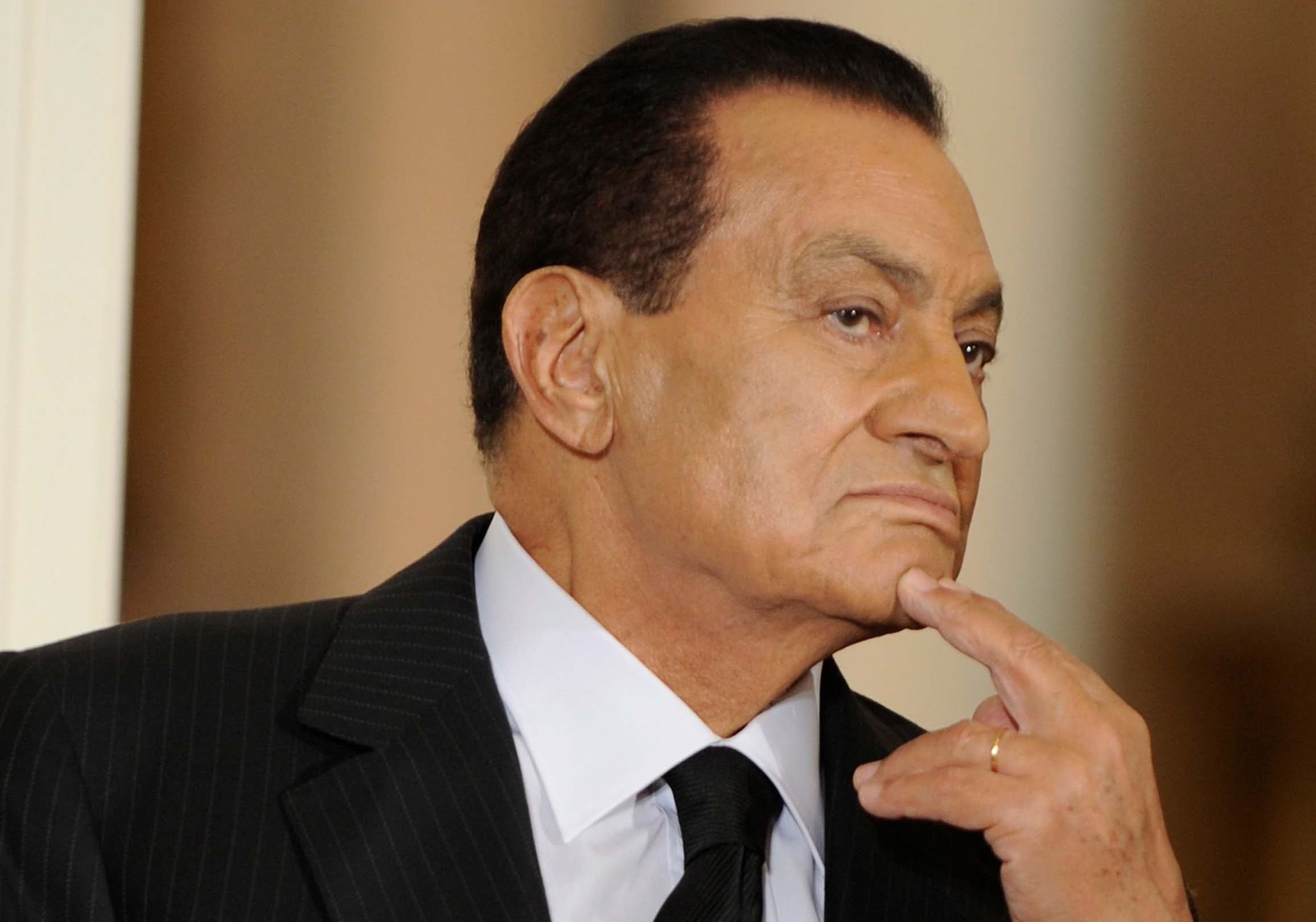 С Хосни Мубарака сняли обвинения в убийствах