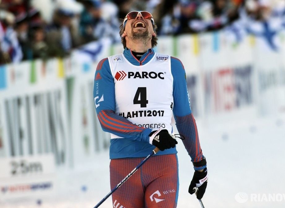 Сергей Устюгов завоевал «золото» чемпионата мира в скиатлоне