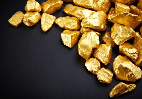 Золото подешевело до минимума с 2010 года