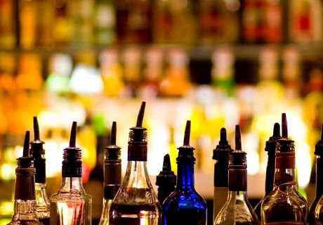 В РФ могут перестать продавать алкоголь в кафе с 2016 года
