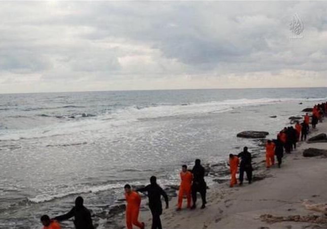 В Ливии боевики казнили египетских христиан
