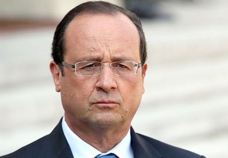 Франсуа Олланда хотят отправить в отставку за разглашение гостайны