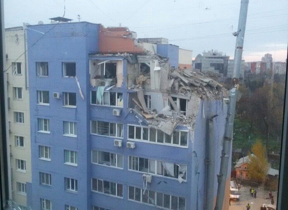 Опубликовано видео с места взрыва жилого дома в Рязани