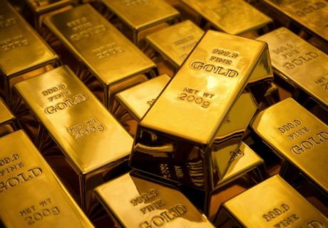 РФ рекордными темпами наращивает запасы золота