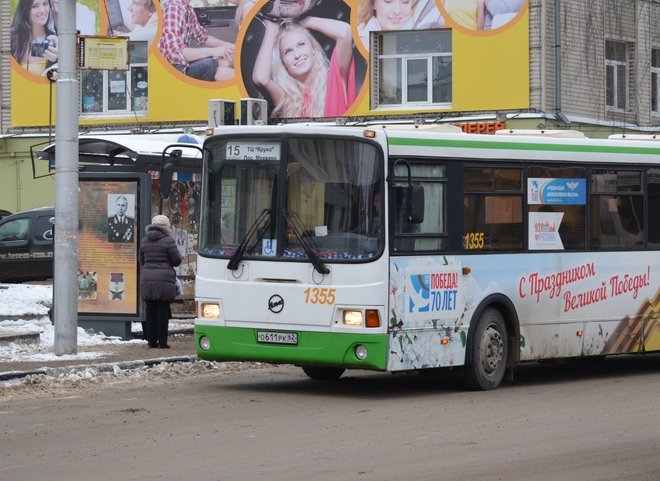 Из-за аварии на Московском изменятся маршруты общественного транспорта