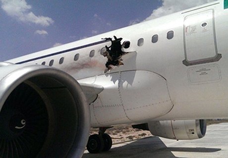 Взорванный в Сомали А321 спасла высота (видео)