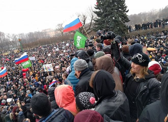 Участник антикоррупционного митинга в Москве получил реальный срок