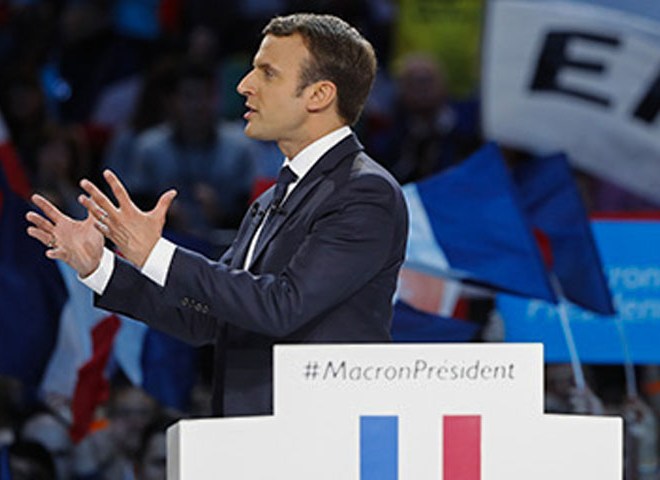 Макрон лидирует в первом туре президентских выборов во Франции