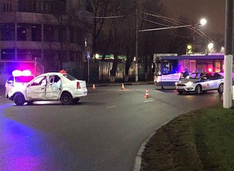 Рейсовый автобус столкнулся с такси под Москвой, есть жертвы