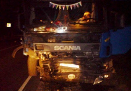 В Михайловском районе ночью столкнулись BMW и Scania