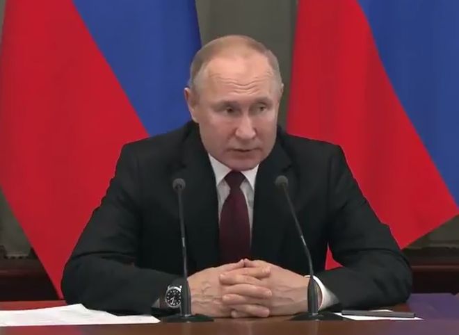 Путин назвал одной из главных задач «борьбу с повышением уровня доходов граждан» (видео)