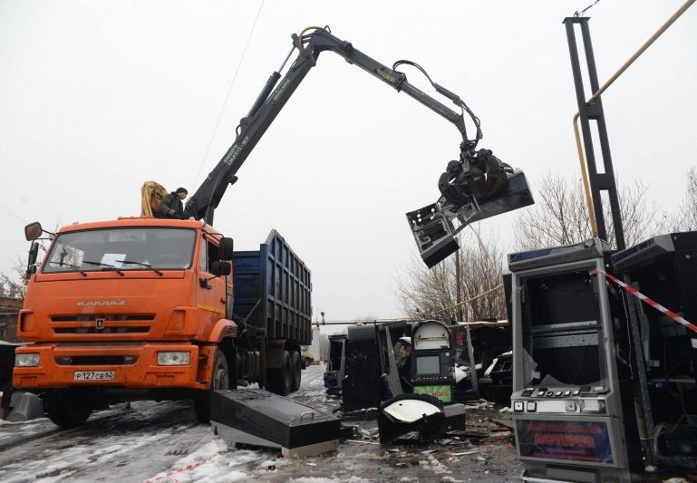 В Рязани уничтожили 1 500 игровых автоматов (видео)