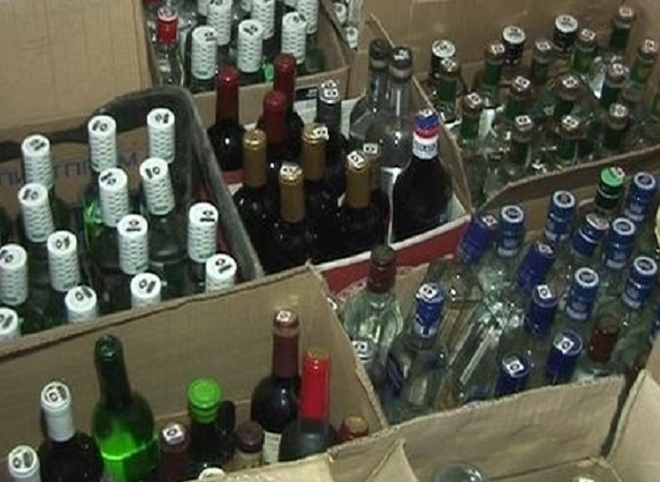 Рязанские полицейские изъяли почти полтонны контрафактного спиртного