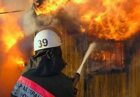 В Рязани на пожаре по улице Новоселов пострадал человек