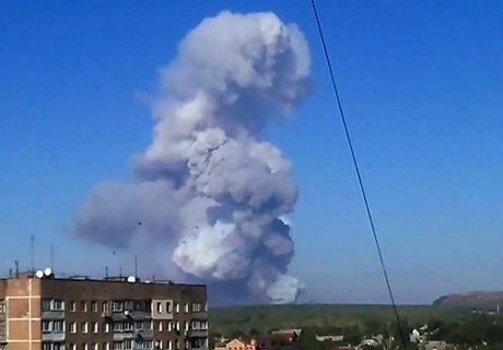 Украинская армия нанесла удар по военному заводу в Донецке