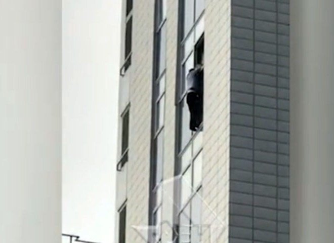 Опубликовано видео падения учредителя клуба Soho Rooms с 20-го этажа