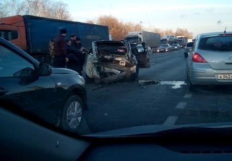 В Рыбновском районе столкнулись фургон и «двенадцатая»