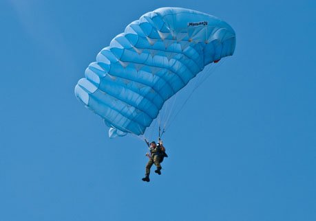 Рязанское училище ВДВ подготовит 700 парашютистов