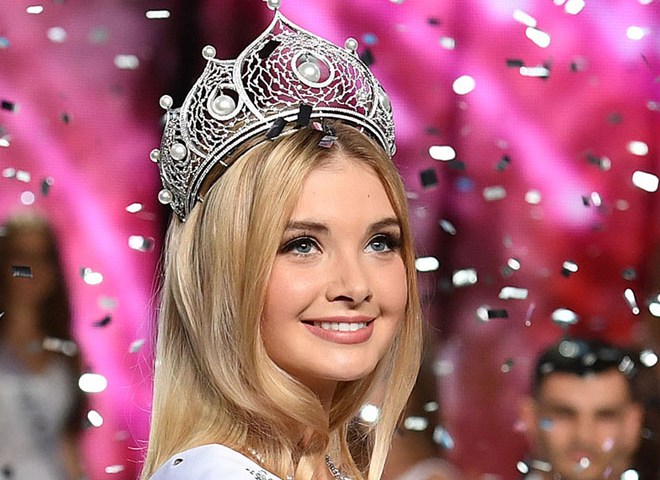 Победительницей конкурса «Мисс Россия-2017» стала 21-летняя Полина Попова