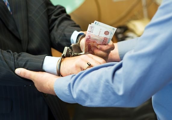 Банкир во Владимире вымогал взятку у рязанского бизнесмена