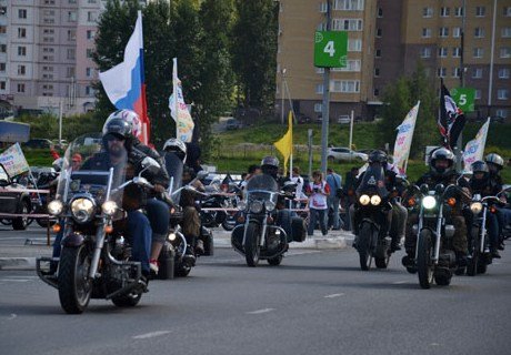 Фестиваль «Движение» в Рязани стартовал спортивным парадом