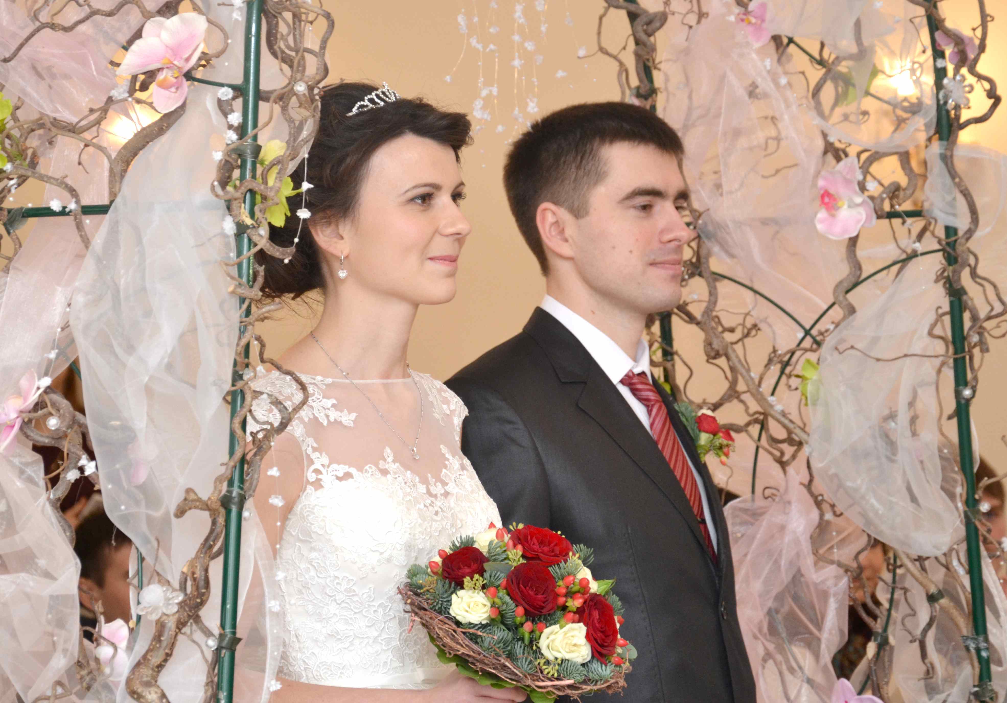 Первые пары зарегистрировали брак в рязанском Доме торжеств